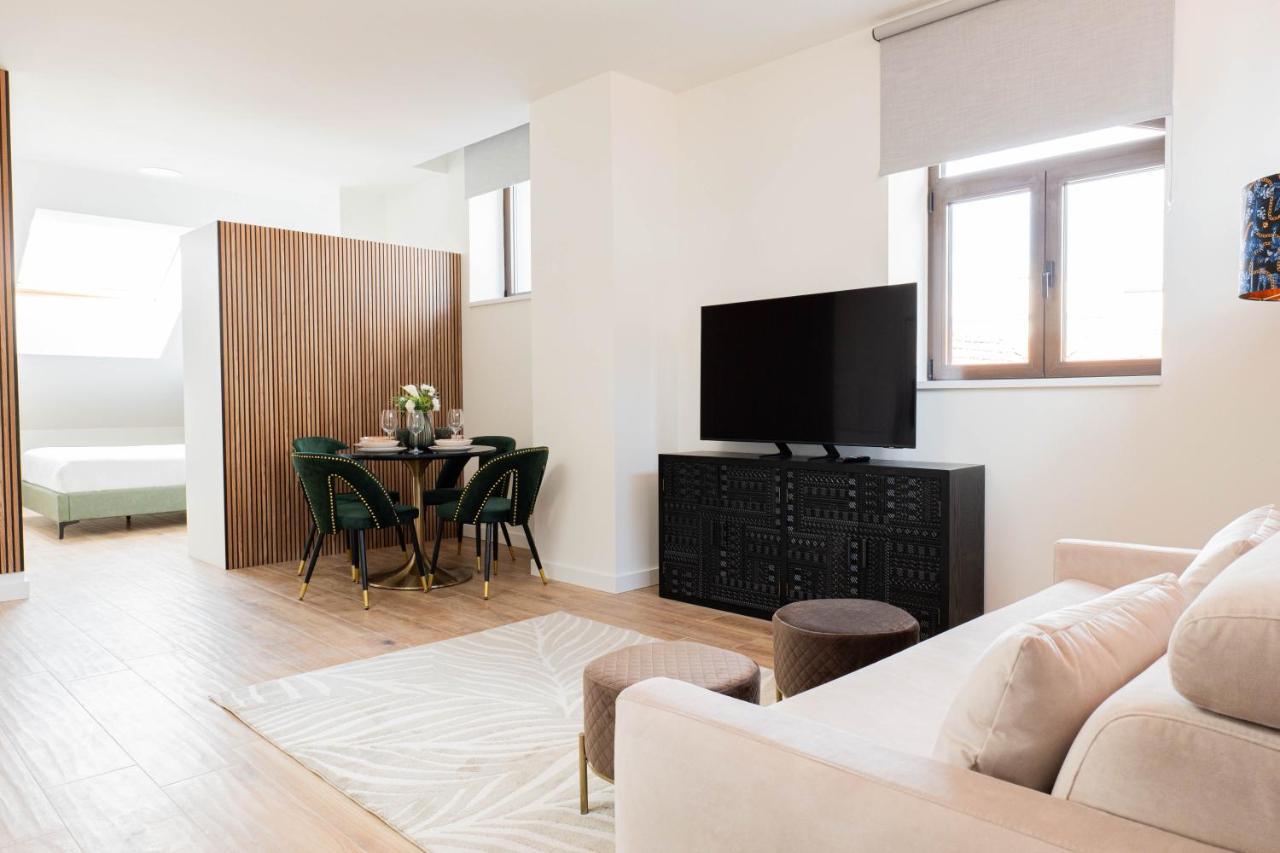 Suite 1907 Oviedo Collection Buitenkant foto