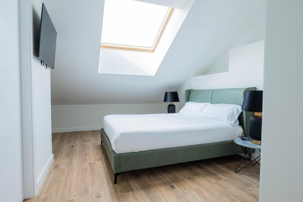 Suite 1907 Oviedo Collection Buitenkant foto